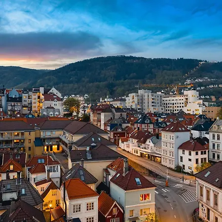 Modern 1br In Heart Of Old Town Leilighet