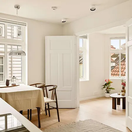 Modern 1br In Heart Of Old Town Lägenhet Bergen